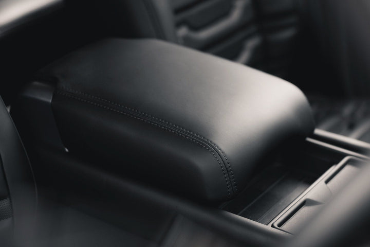 Land Rover New Defender Interior  Leather Conversion: Blade Design