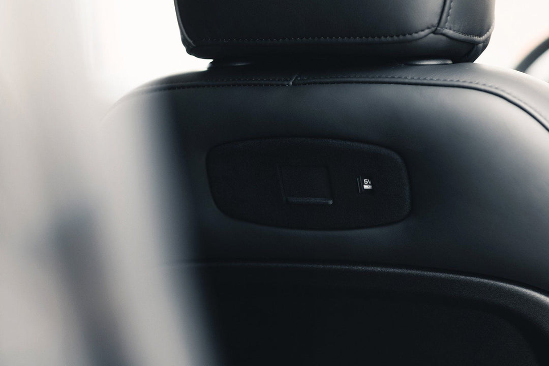 Land Rover New Defender Interior  Leather Conversion: Blade Design