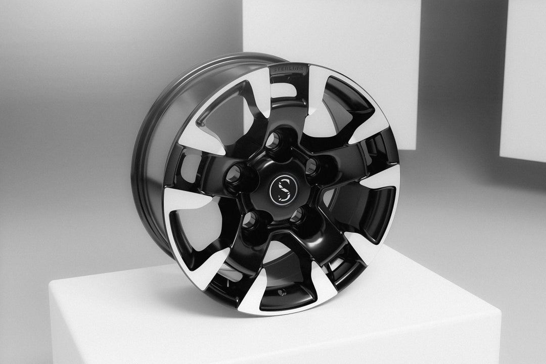 STERLING FK3 Land Rover Classic Defender Alloy Wheel 8x17" - Sterling Automotive Design