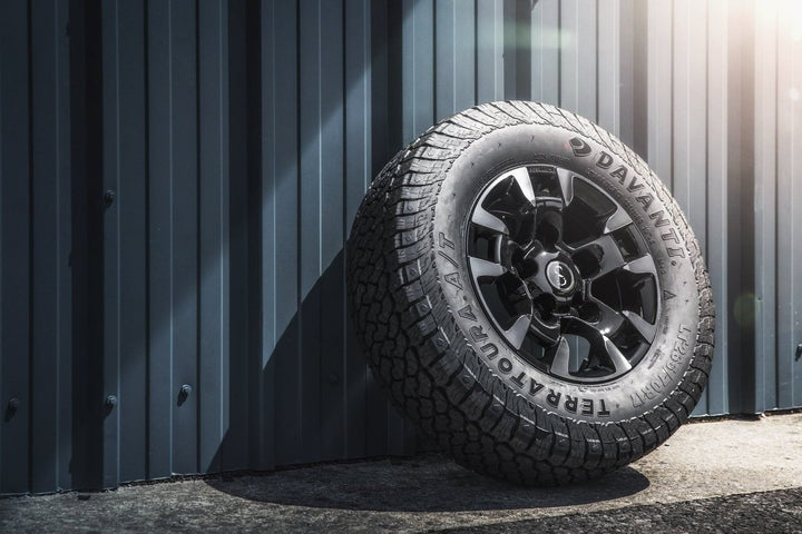 STERLING FK3 Land Rover Classic Defender Alloy Wheel 8x17" - Sterling Automotive Design