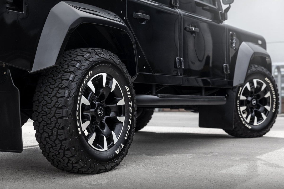 STERLING FK3 Land Rover Classic Defender Alloy Wheel 8x17" - Sterling Automotive Design