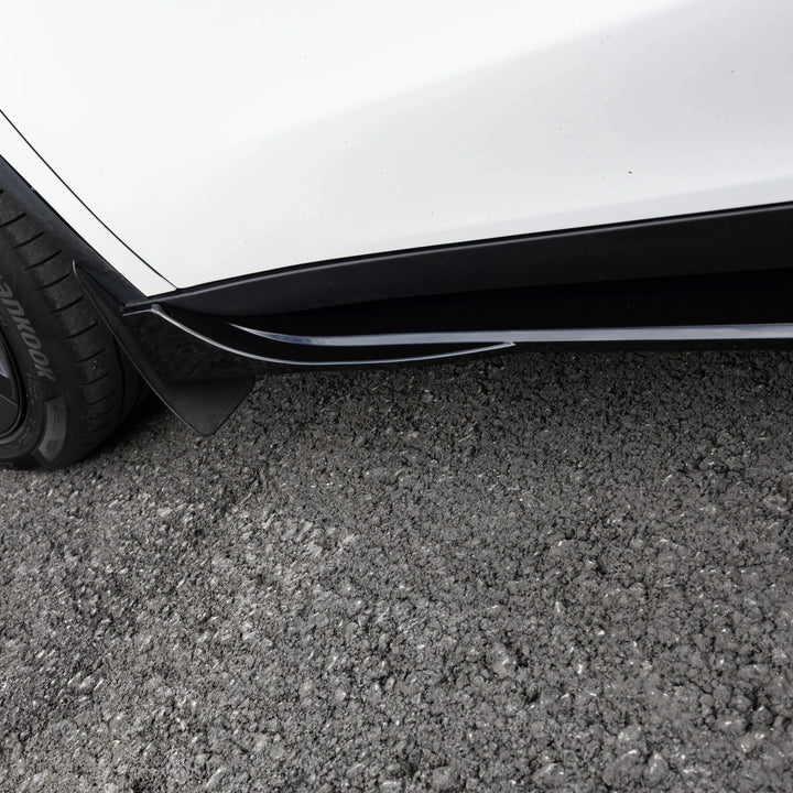 Side Skirts For Tesla Model Y 2020-2024 - Gloss Black