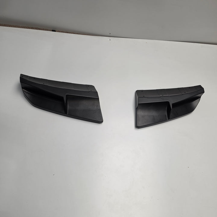 Front Splitter Aero Style For Land Rover Defender L663 2020+ - Gloss Black