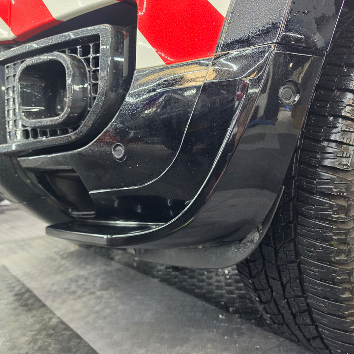 Front Bumper Canard High Style For Land Rover Defender L663 2020+ - Gloss Black
