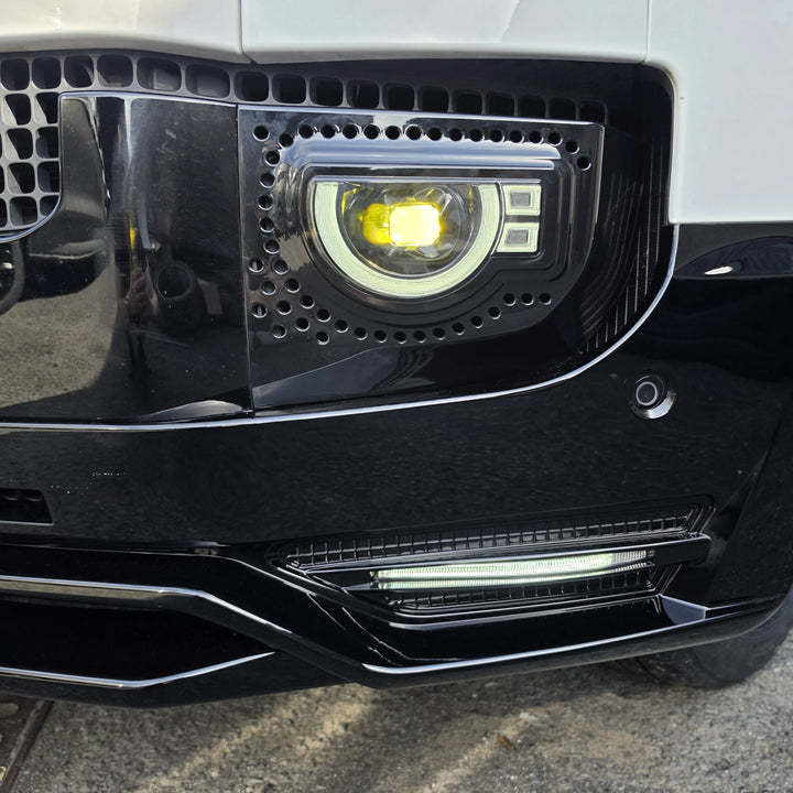 LED 'Golden Eye' Fog Light For Land Rover Defender L663 2020+ - Gloss Black