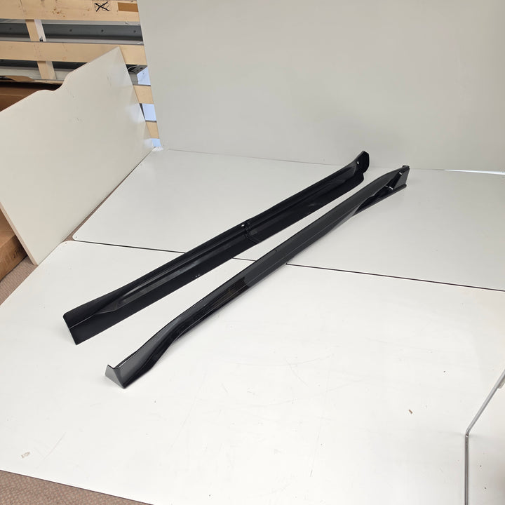 Black Side Skirts For Tesla Model Y 2025+