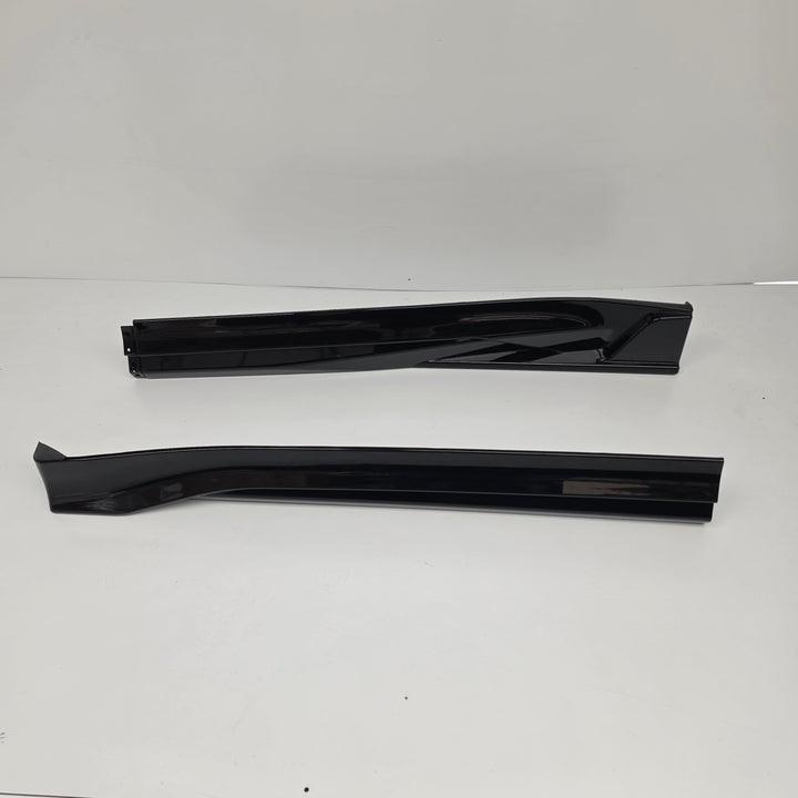 Black Side Skirts For Tesla Model Y 2025+