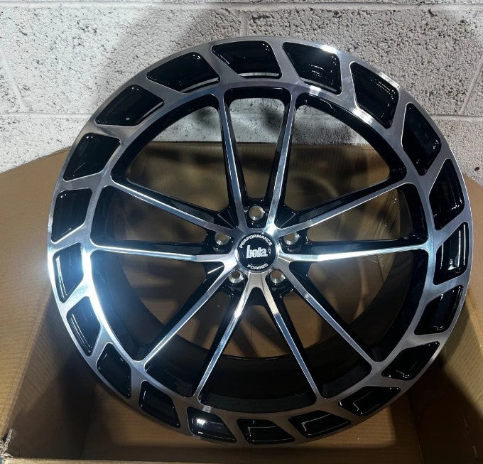Custom Made 23" Bola FP3 Forged Alloy Wheels Range Rover Vogue L460