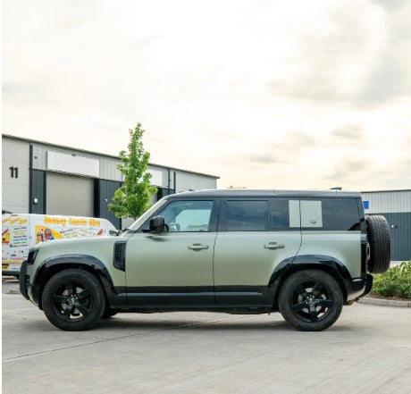 LAND ROVER DEFENDER L663 110 GLOSS BLACK DOOR PANELS