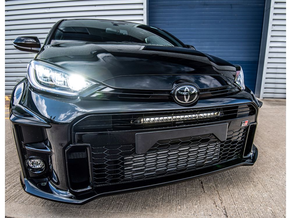 LAZER LAMPS TOYOTA YARIS GR GRILLE KIT - TRIPLE-R 850