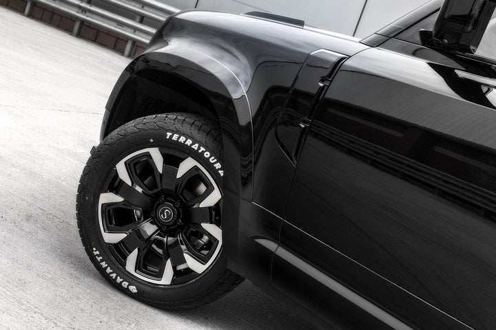 STERLING FK4 Land Rover New Defender Alloy Wheel 10x20" Gloss Black/Diamond Cut