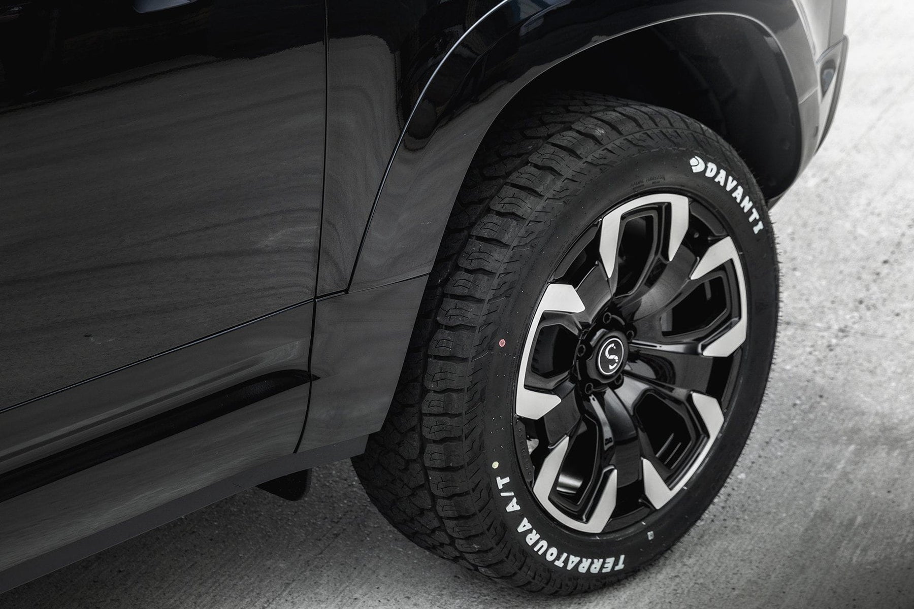 STERLING FK4 Alloy Wheel – Sterling Automotive Design