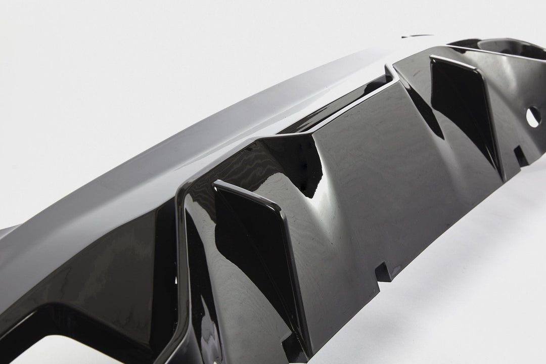 BMW 5 Series M Performance Style Rear Diffuser (G30/G31) - Single Tailpipe Twin Exit