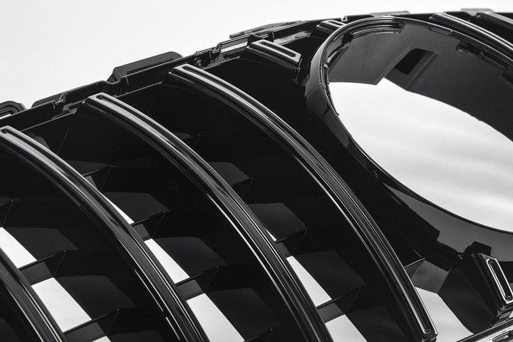 Mercedes-Benz C-Class Panamericana GTR Style Grille (W205 14/18 without camera)