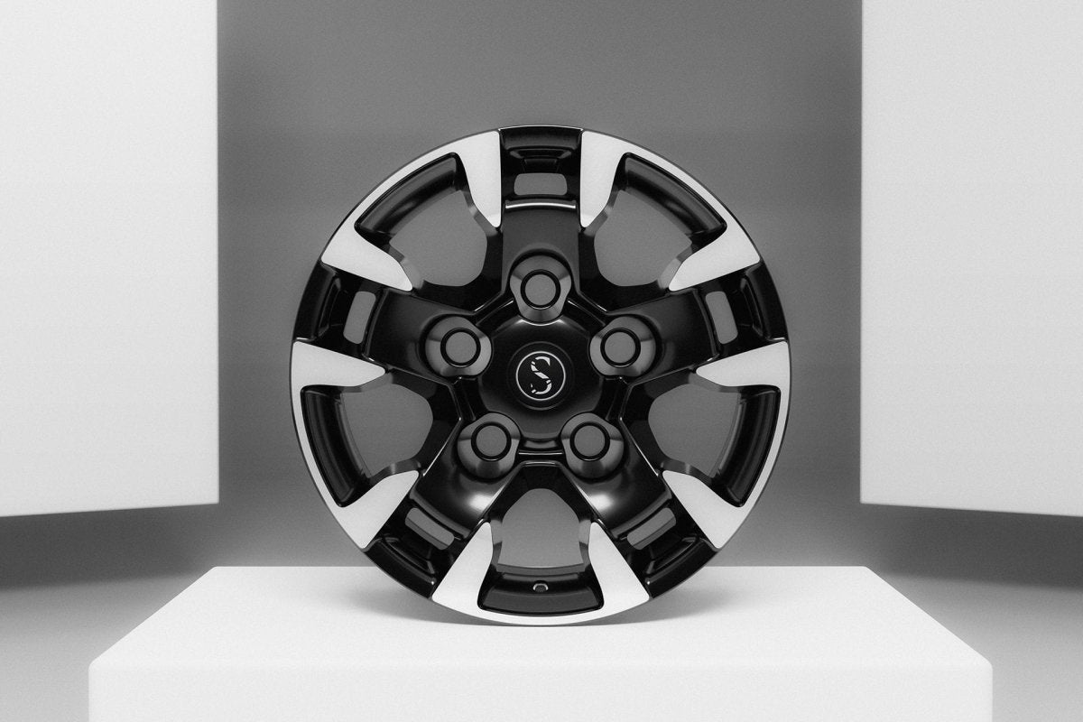 STERLING FK3 Land Rover Classic Defender Alloy Wheel 8x17